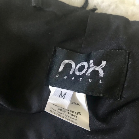 Gorgeous Gothic Princess Dress Gown - Picture 9 of 11